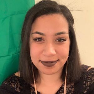 Meet your Posher, Carmen